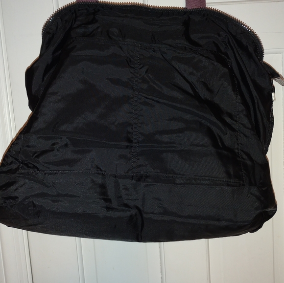 Mondo Weekender - Picture 7 of 9